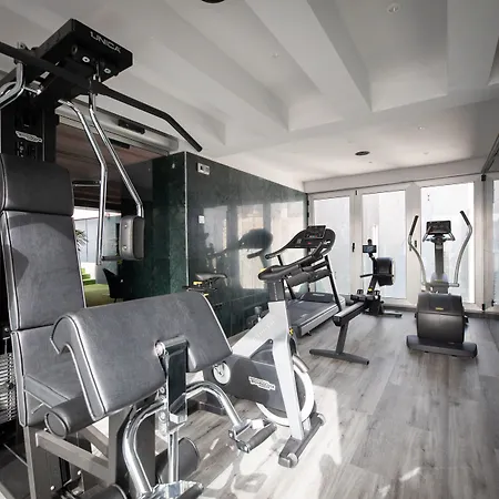 Отель Silken Saaj Palmas